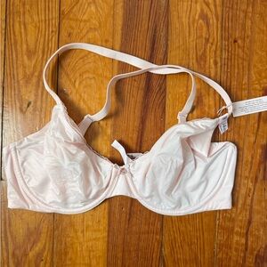 Victoria's Secret Light Pink Underwire Bra
